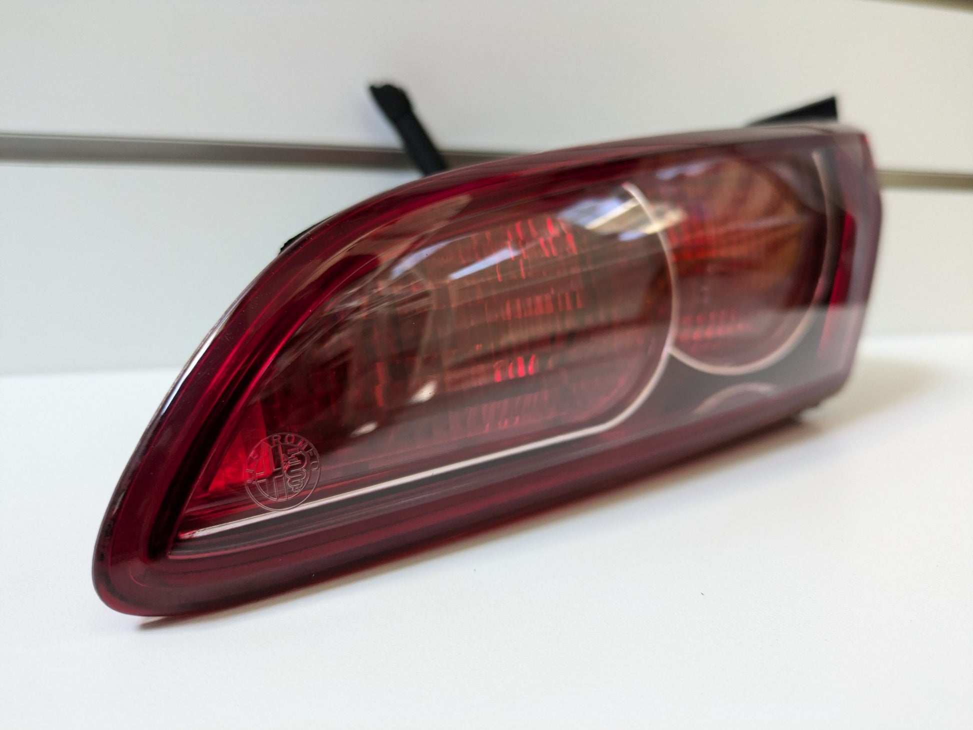 Genuine RH Inner Bootlid Tail Light Alfa Romeo 159 Sedan Type 939 2005 - 2011 Used