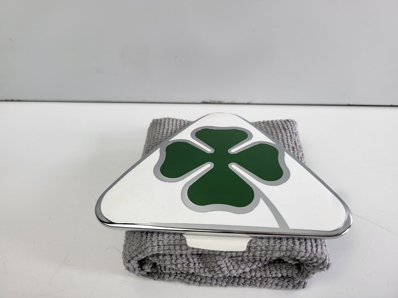 Genuine LH Fender QV Badge Alfa Romeo Giulia 952 Quadrifoglio 2015-2018 NEW