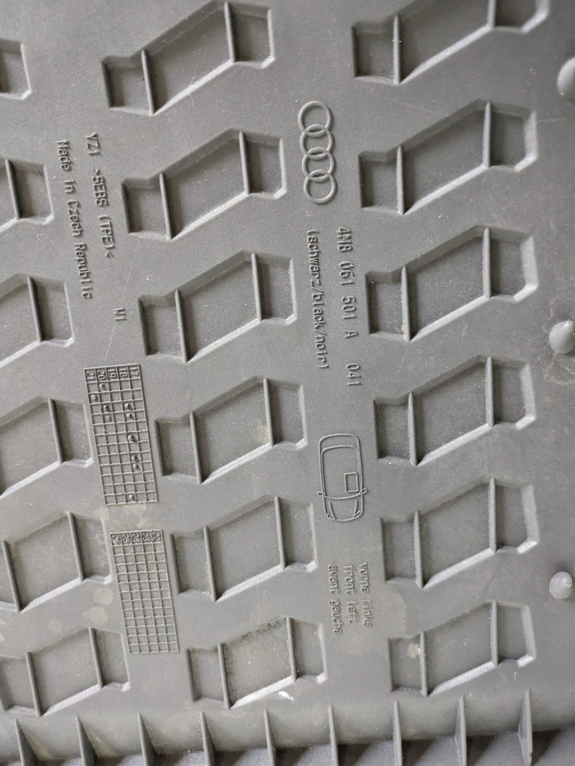 Genuine All Weather Rubber Mats Audi Q8 SQ8 RSQ8 RHD 2019-2022