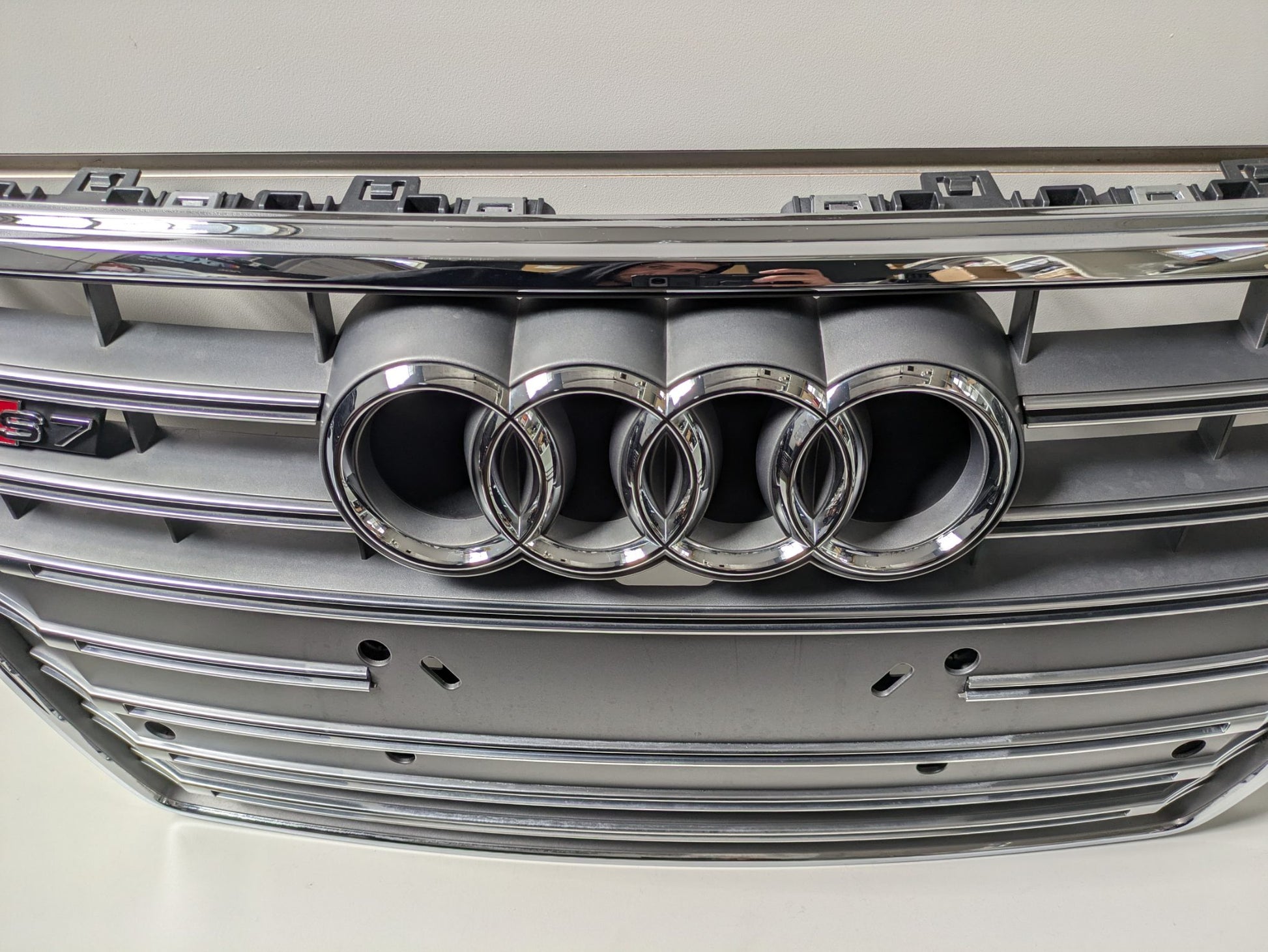 Genuine Front Bumper Grill Audi S7 PFL 4G8 2012-2014 Used