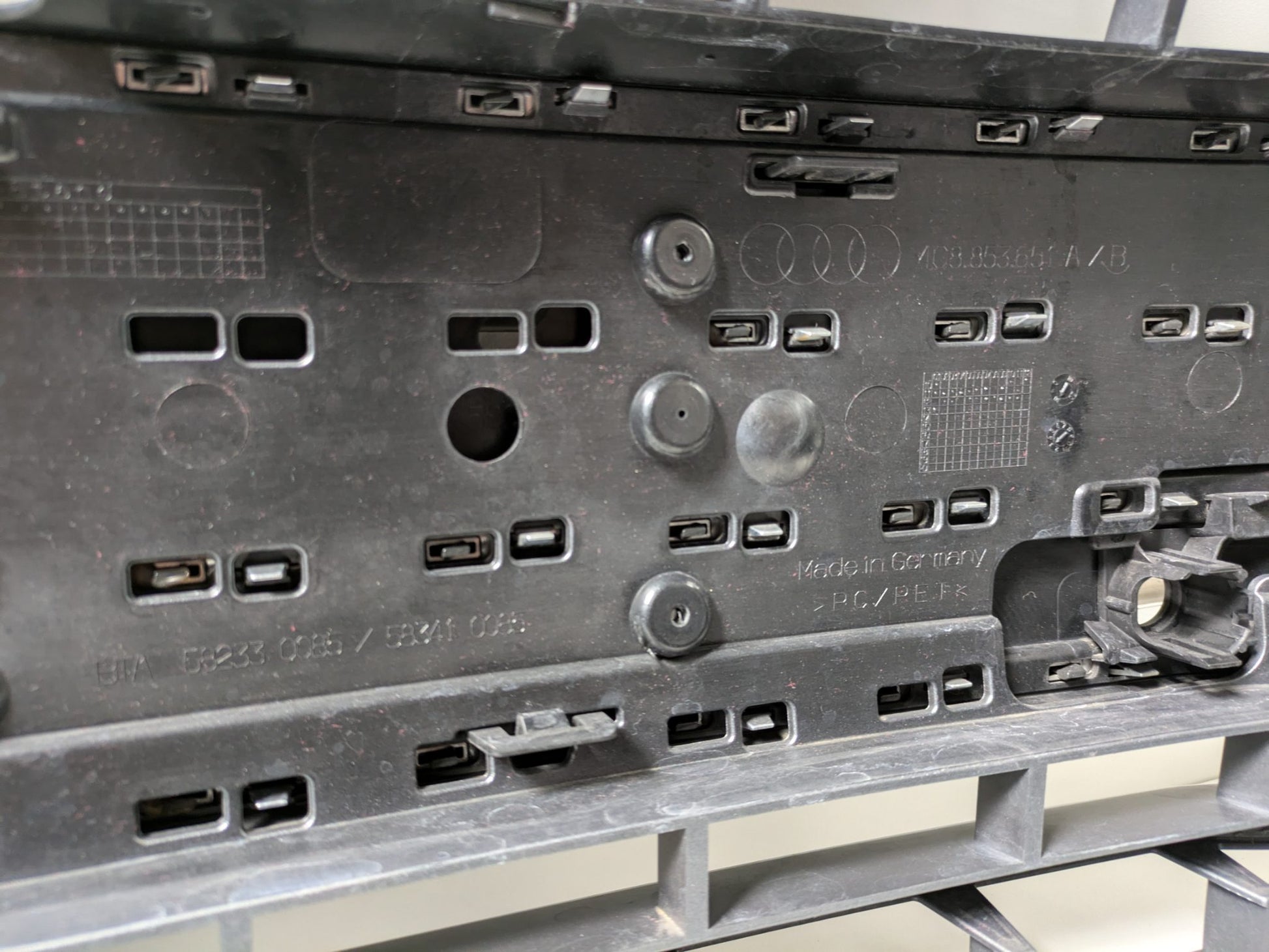 Genuine Front Bumper Grill Audi S7 Pre facelift 4G8 2012-2014 Used