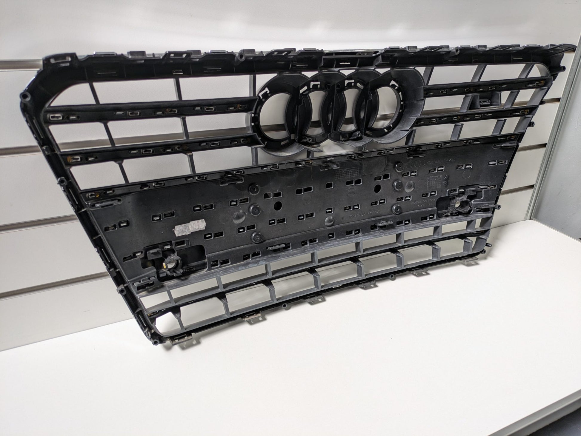Genuine Front Bumper Grill Audi S7 Pre facelift 4G8 2012-2014 Used