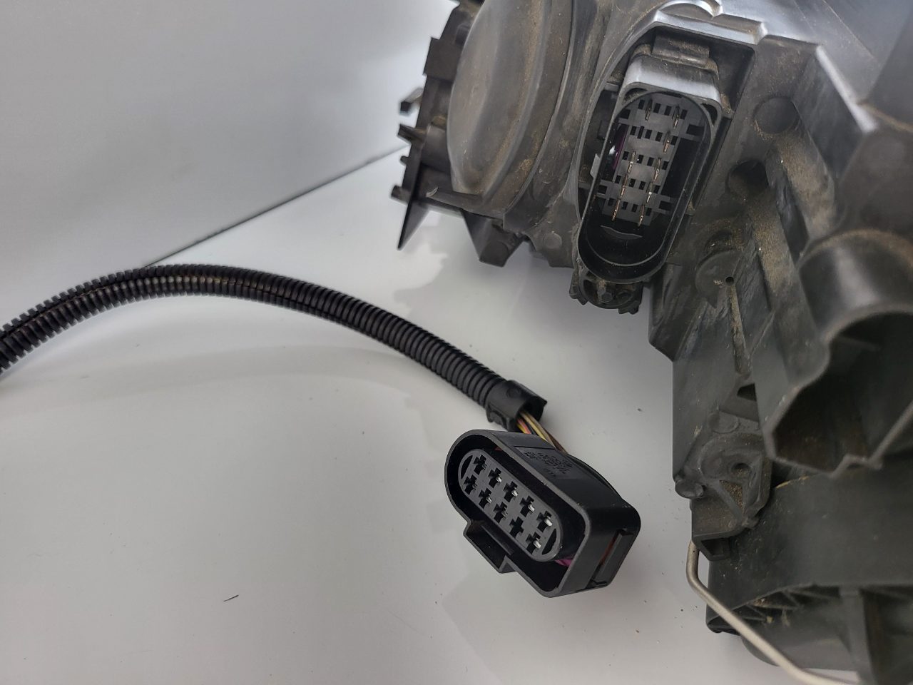 Genuine RH Headlight Audi TT 8J 2006-2014 Used