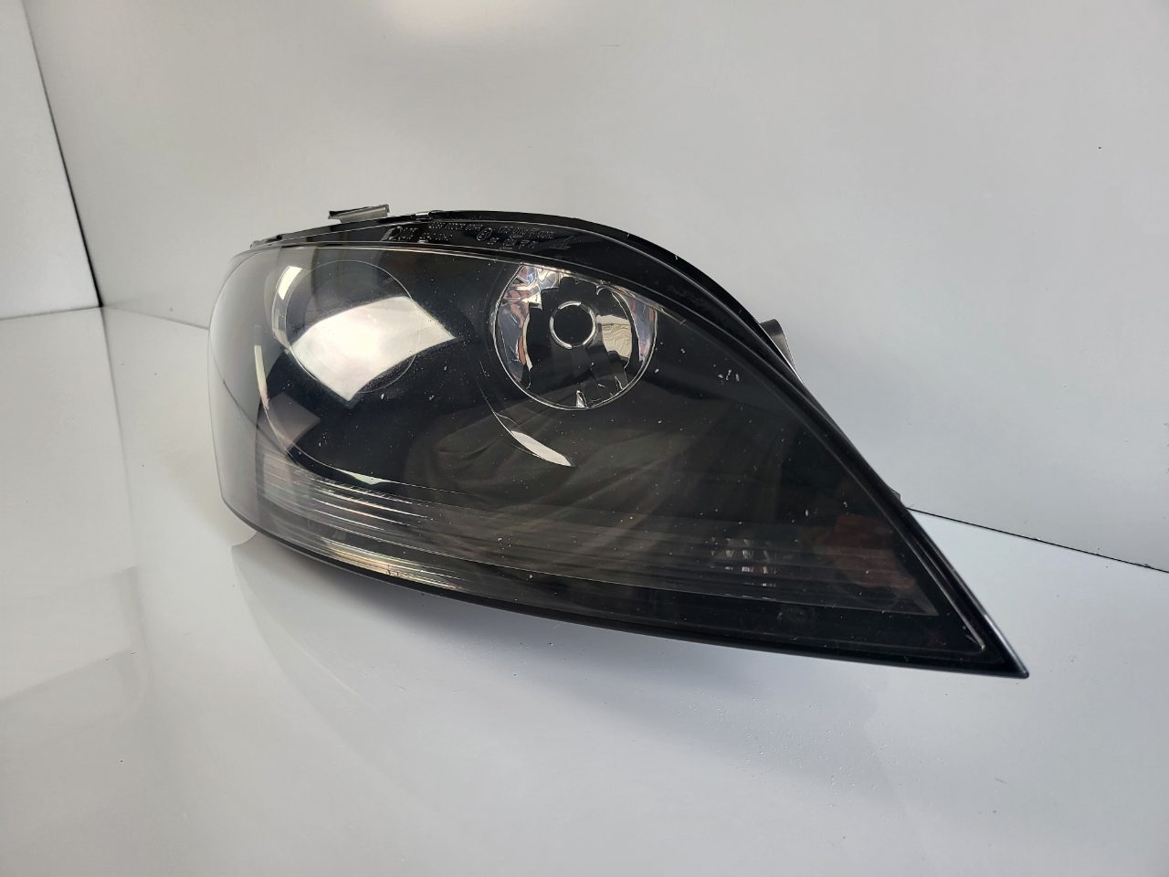 Genuine RH Headlight Audi TT 8J 2006-2014 Used