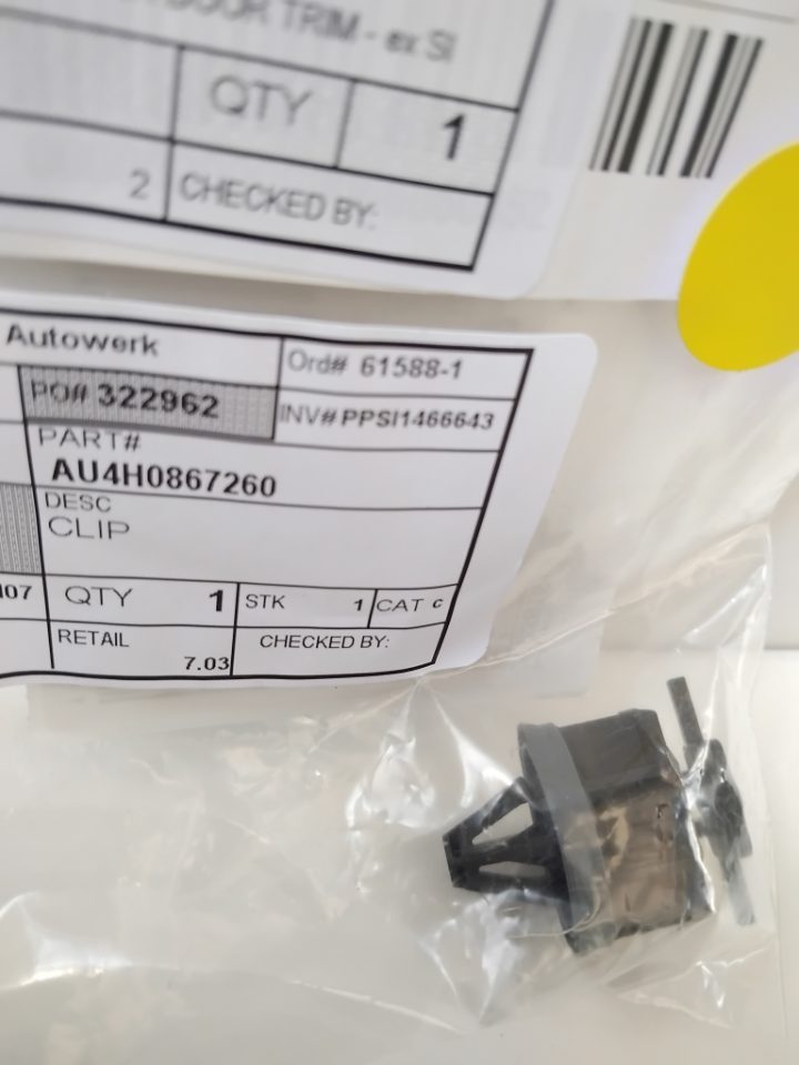 Genuine Door Trim Clip Volkswagen / Audi / Seat / Skoda New