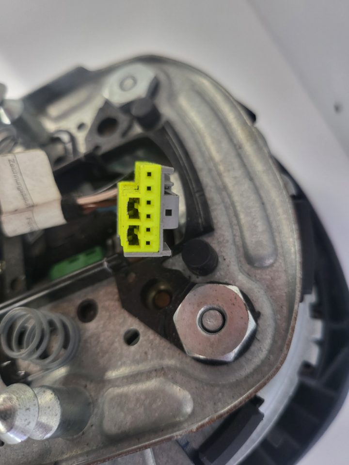 Genuine Drivers Steering Wheel Airbag BMW 3 series E90 2005-2008 Used