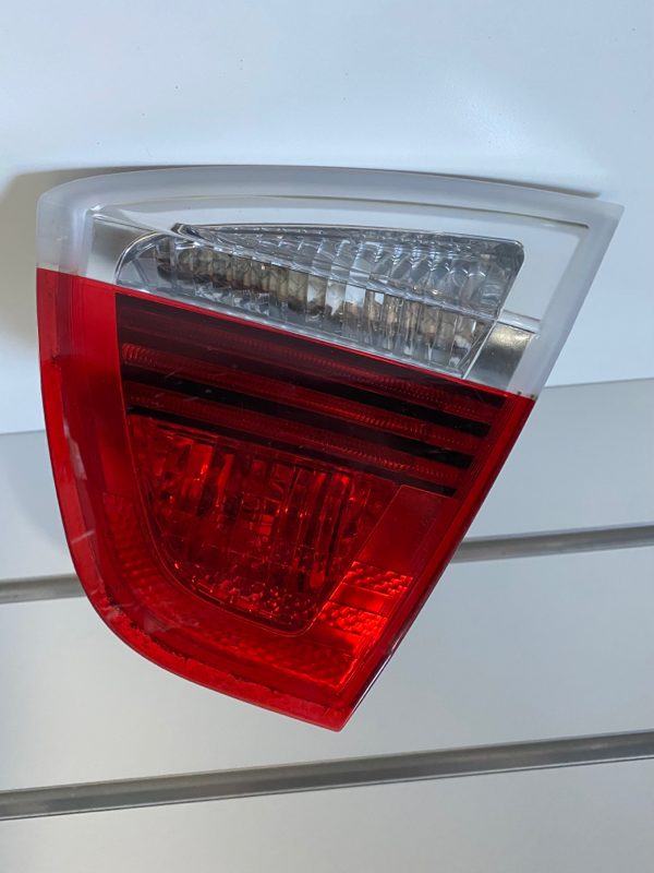 Genuine RH Taillight BMW 3 series E90 2005-2008 Used