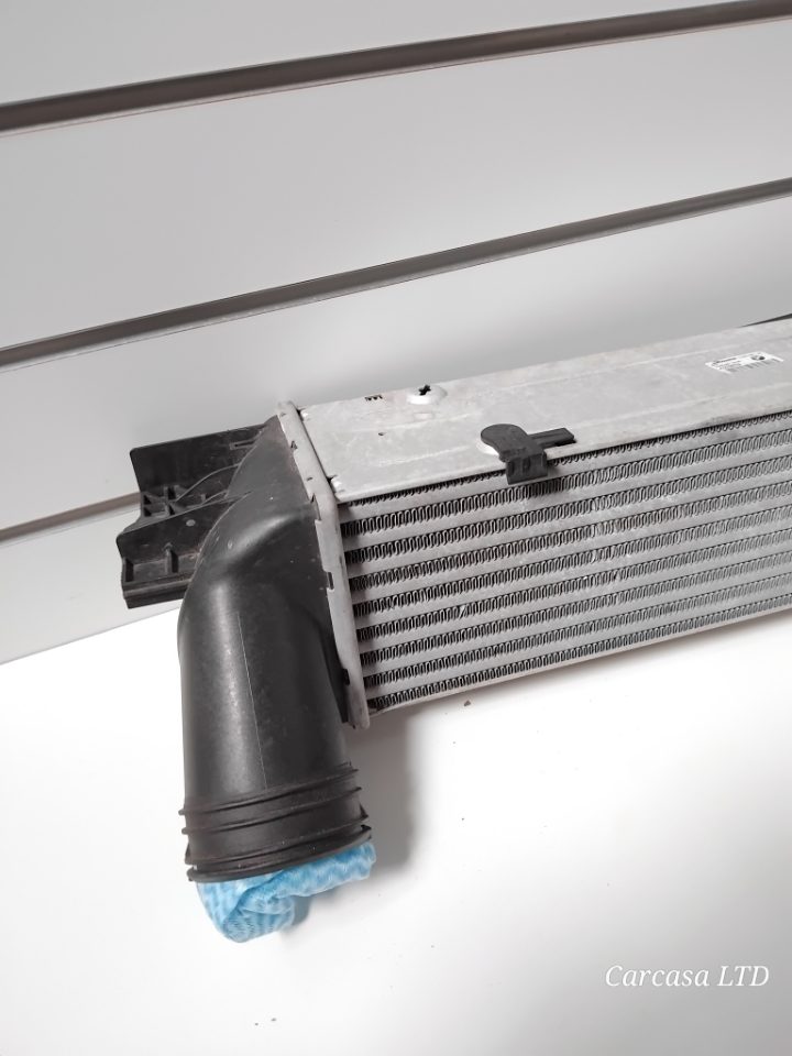 Genuine OEM intercooler FMIC BMW E90 E92 E93 E82 E88 335i 135i 2006 - 2010 Used