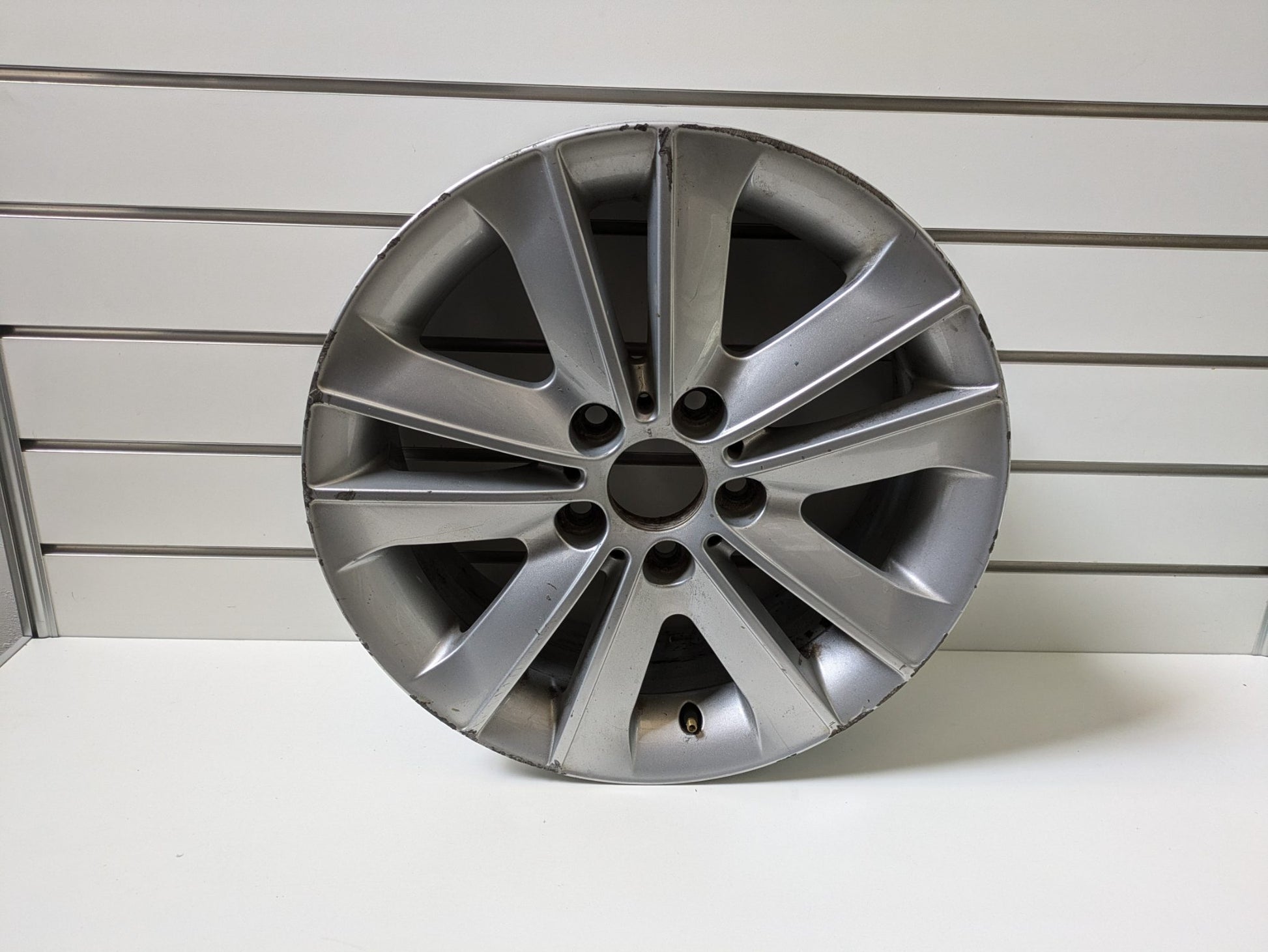 Genuine 17" x 7" Wheel BMW Style 141 1 Series E87 Used