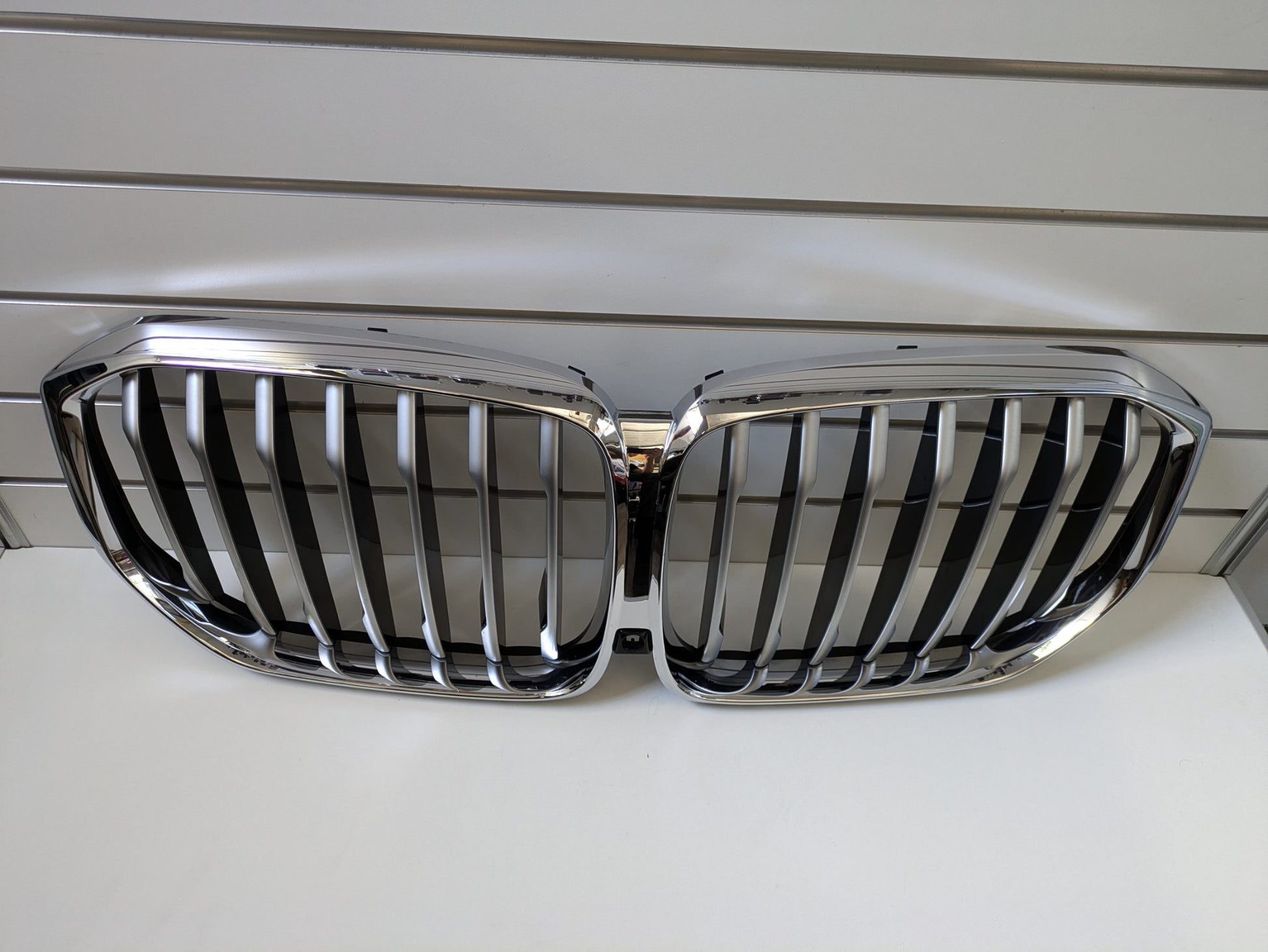 Genuine Kidney Grill BMW X5 G05 2019 - 2021 Used