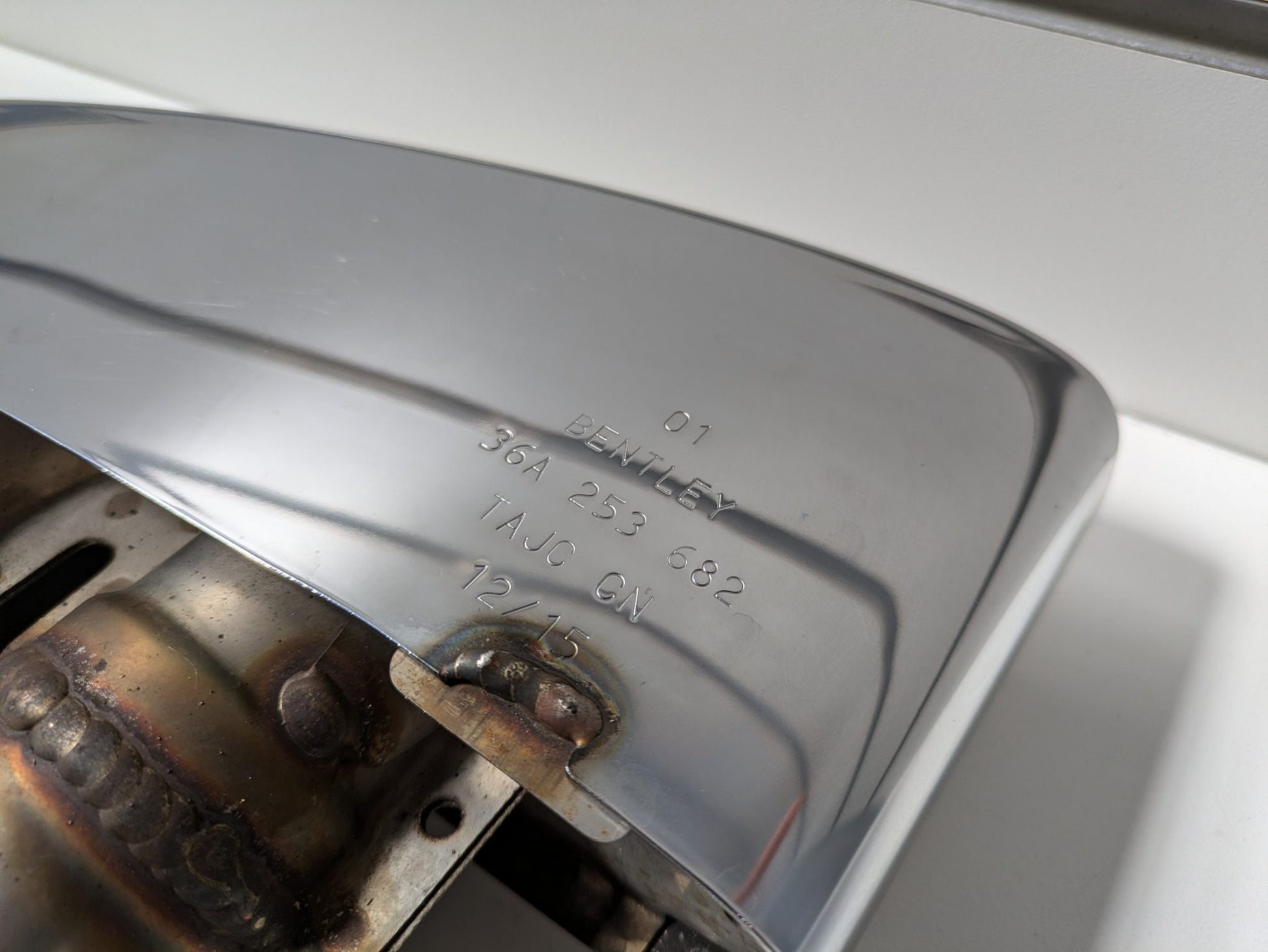 Genuine RH Exhaust Pipe Tip Bentley Bentayga 2015 - 2020 Used