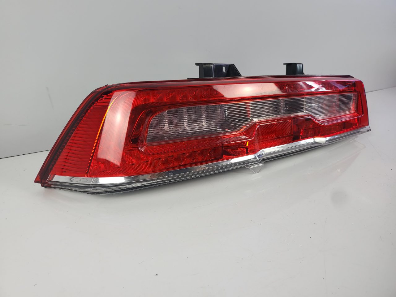 Genuine LH Taillight Chevrolet Camaro ZL1 FL 2014 - 2015 Used