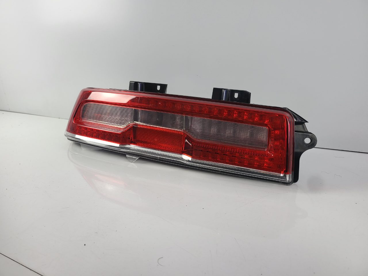 Genuine LH Taillight Chevrolet Camaro ZL1 FL 2014 - 2015 Used