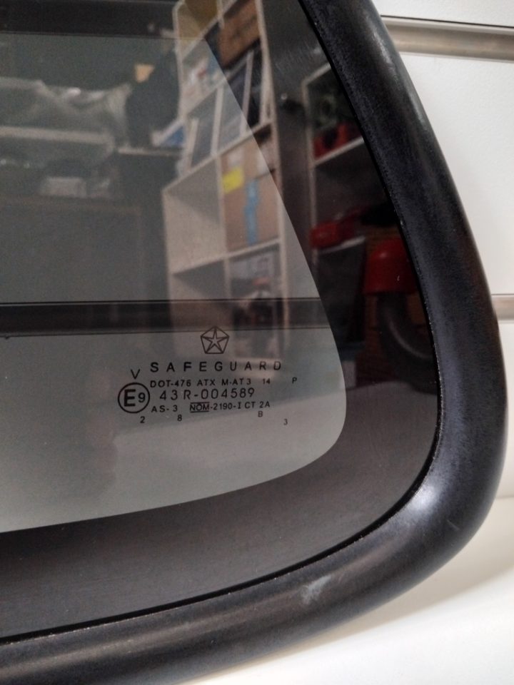 Genuine LH Quarter Window Glass Chrysler PT Cruiser 2001-2010 Used