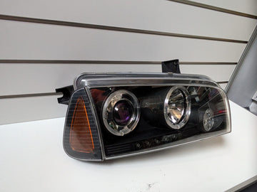 Sonar RH Headlight & Side Indicator Dodge Charger LX 5th Generation 2006 – 2010 Used