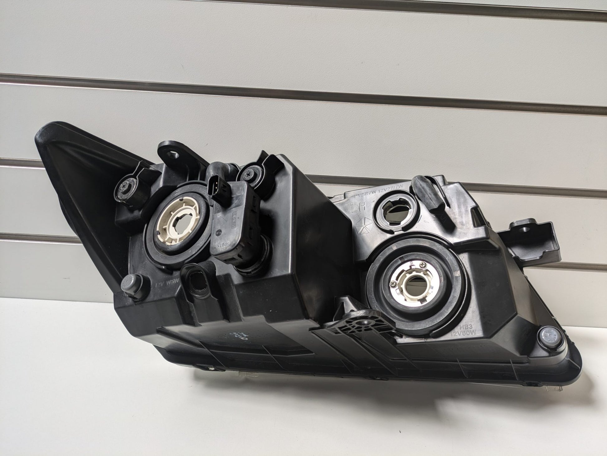 Genuine LH Headlight Dodge Journey PFL 2009 - 2020 New