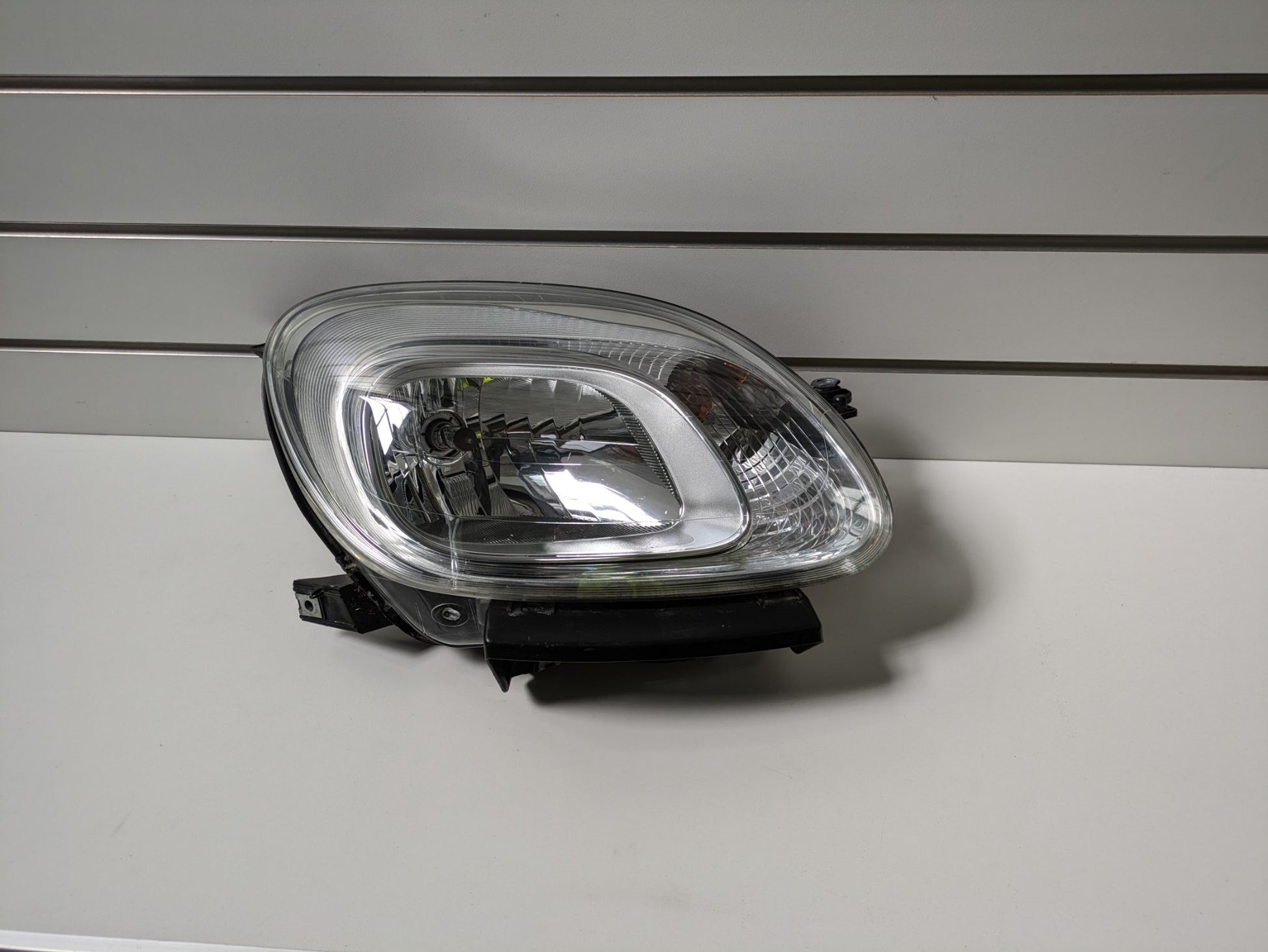 Genuine RH Headlight Fiat Panda Third generation 319 2011-2016 Halogen Used