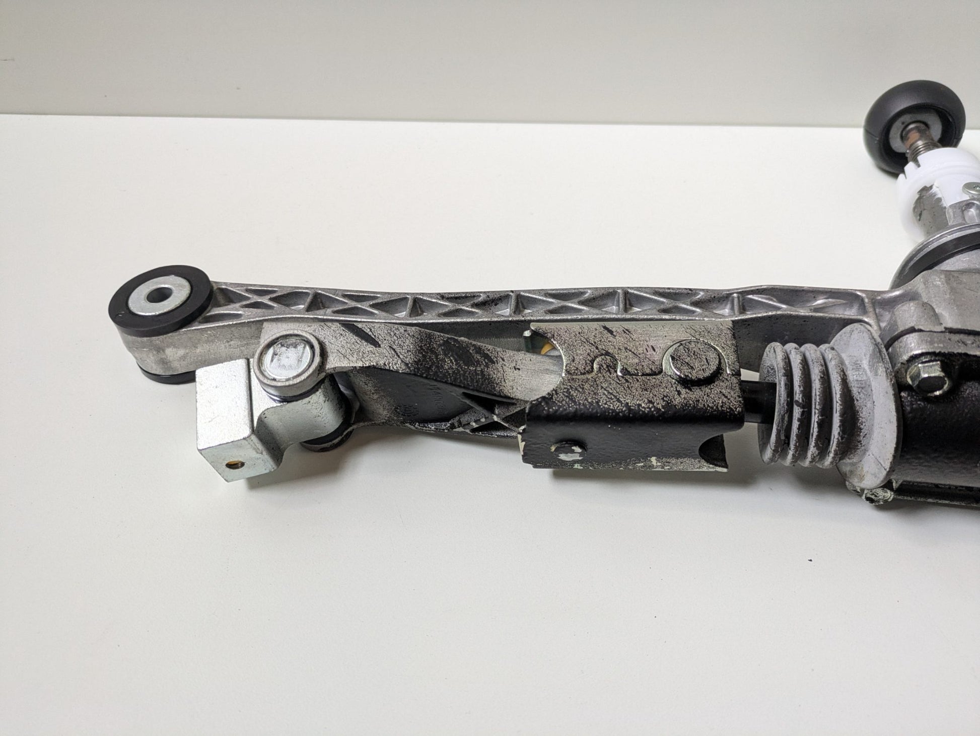 Genuine 6 Speed Gear Shifter Assembly Ford Mustang GT S550 2015 - 2023 Used