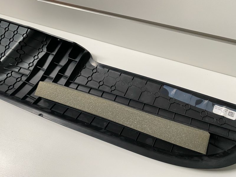 Genuine RH Tonneau Cover Ford Mustang S550 S650 2015 - 2023 NEW
