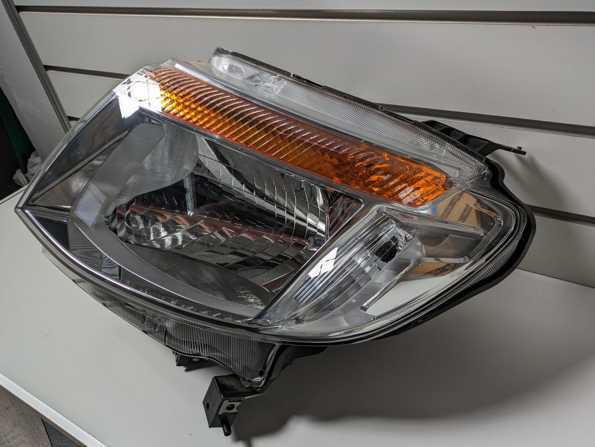 Genuine LH Headlight Ford Ranger PX1 2011-2015 Used