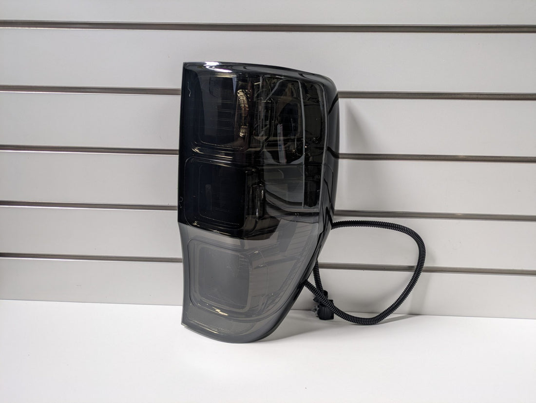 Aftermarket RH Smoked Taillight Ford Ranger Px1 Px2 Px3 2012 - 2019 Used
