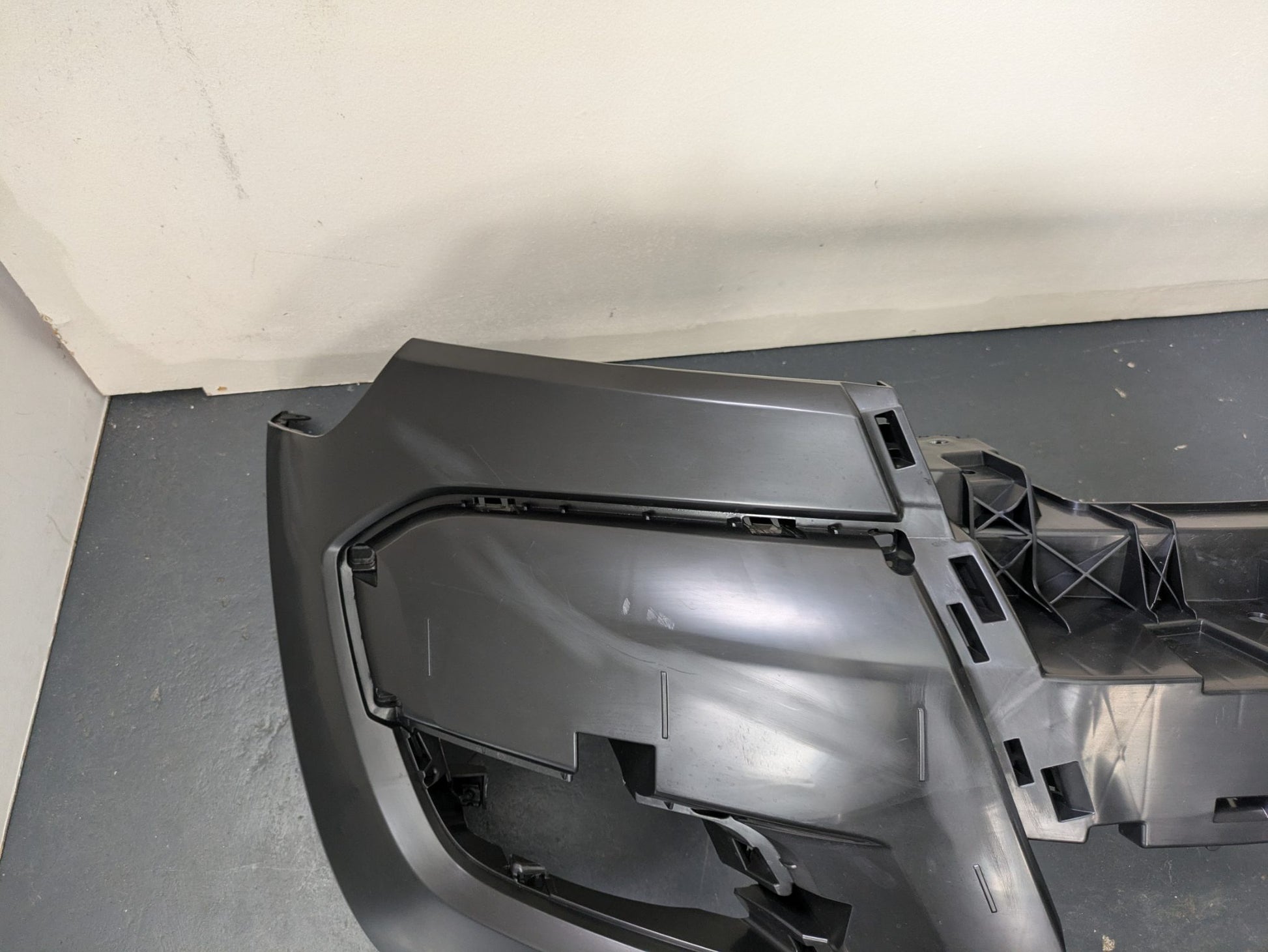 Genuine Front Bumper Ford Ranger Wildtrack PX2 2015 - 2019 New