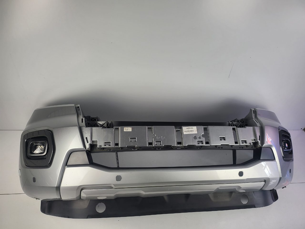 Genuine Front Bumper Assy Ford Ranger Wildtrak PX3 2018-2022 Used