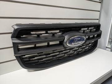 Genuine Front Bumper Grill Ford Ranger XL Next Gen 2022 - 2025 Used