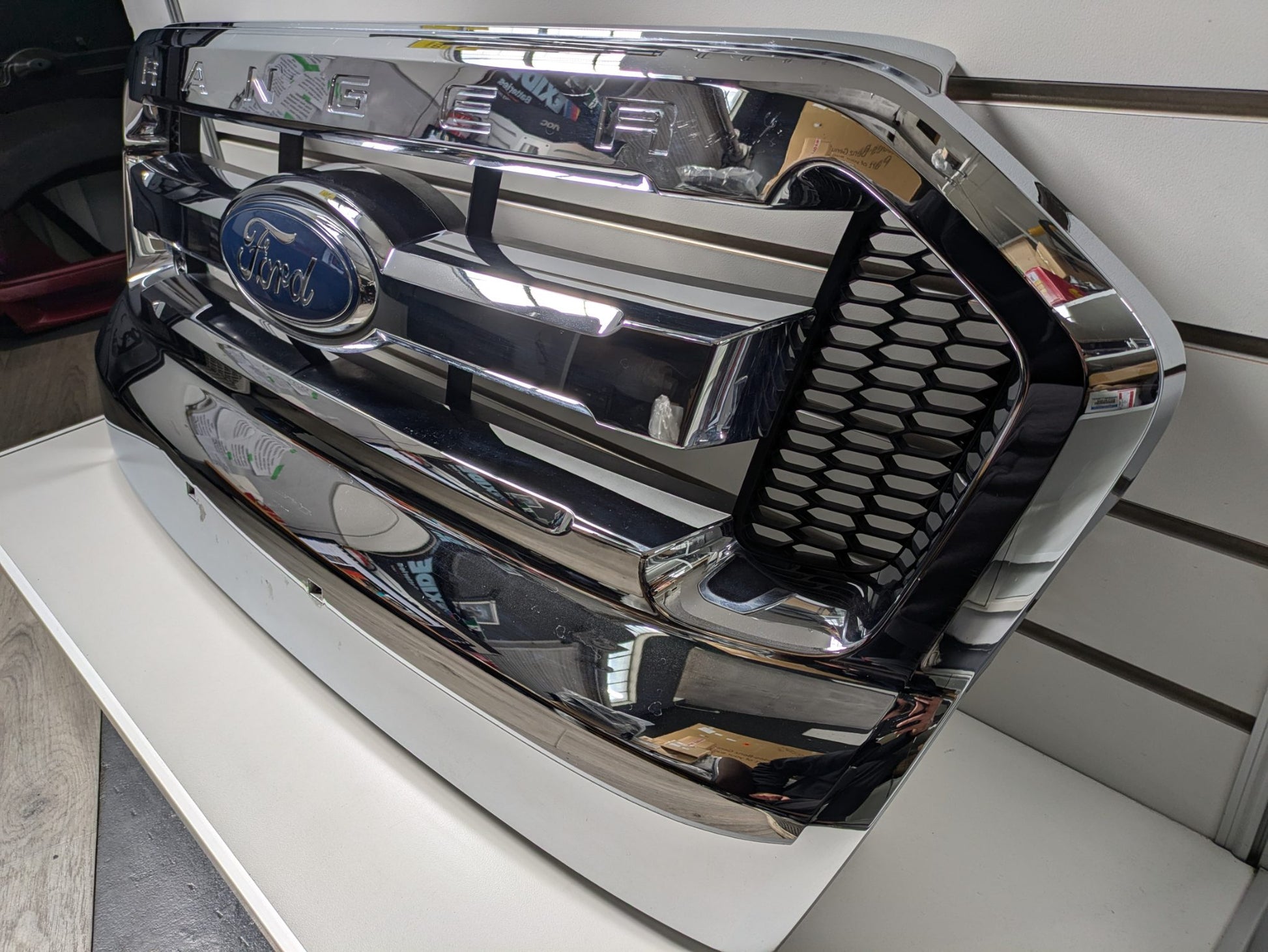 Genuine Front Bumper Grill Ford Ranger XLT PX2 2015 - 2019 Used