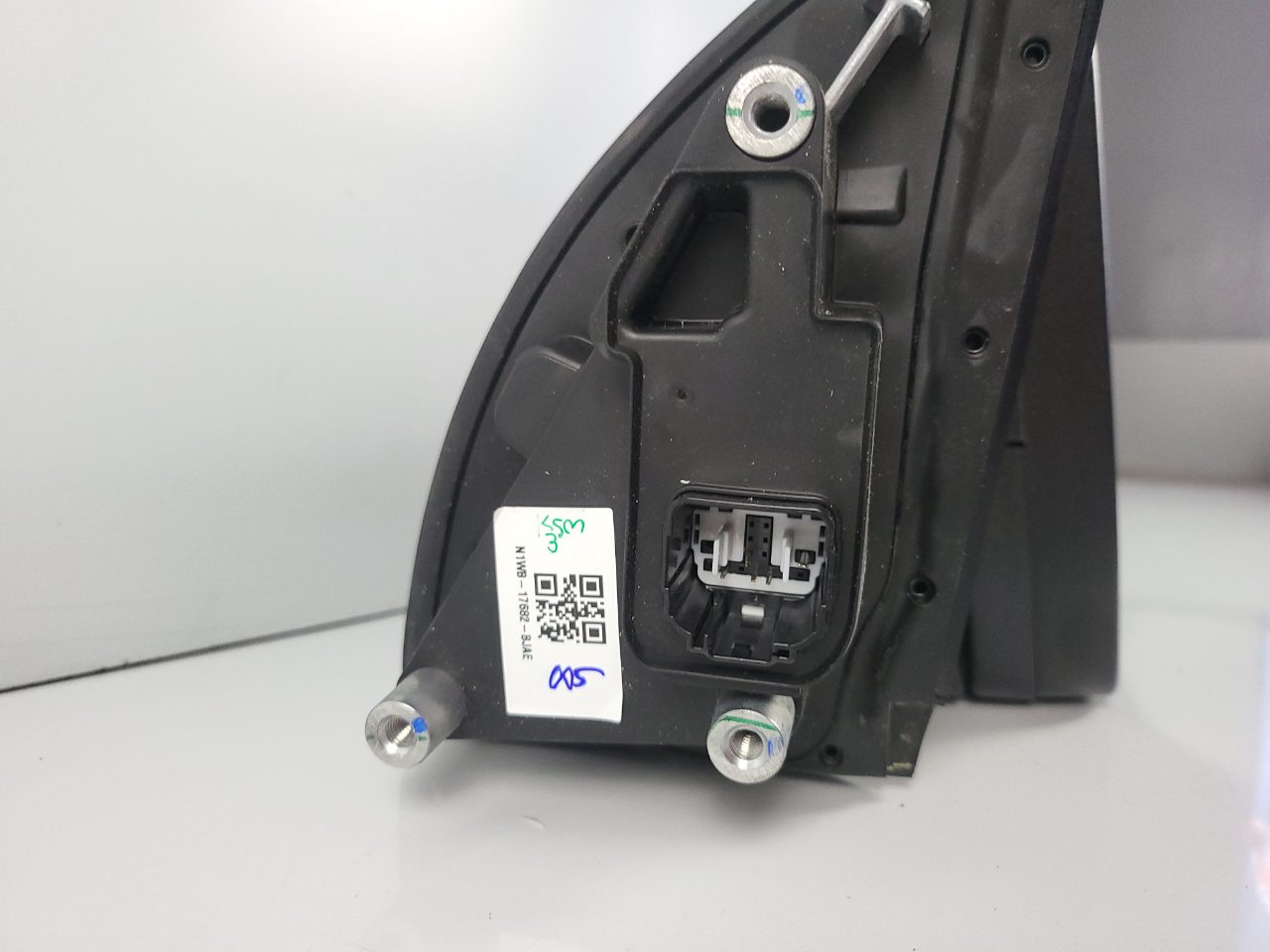 Genuine RH Mirror Ford Ranger XL Next Gen 2022 - 2025 Used