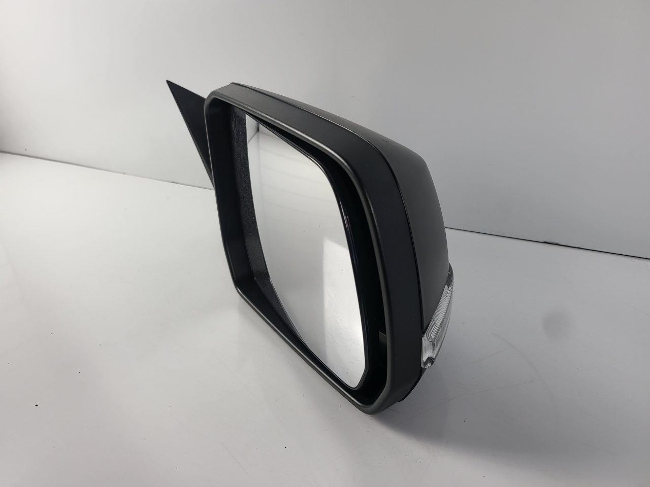 Genuine RH Mirror Ford Ranger XL Next Gen 2022 - 2025 Used