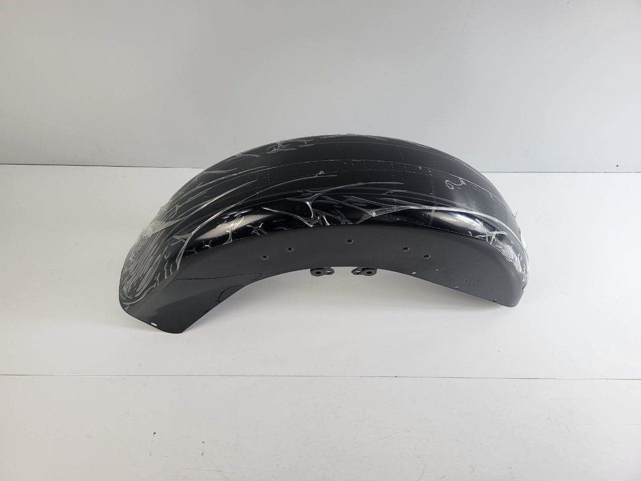 Genuine Front Wheel Fender Harley Davidson Softail 2019 New