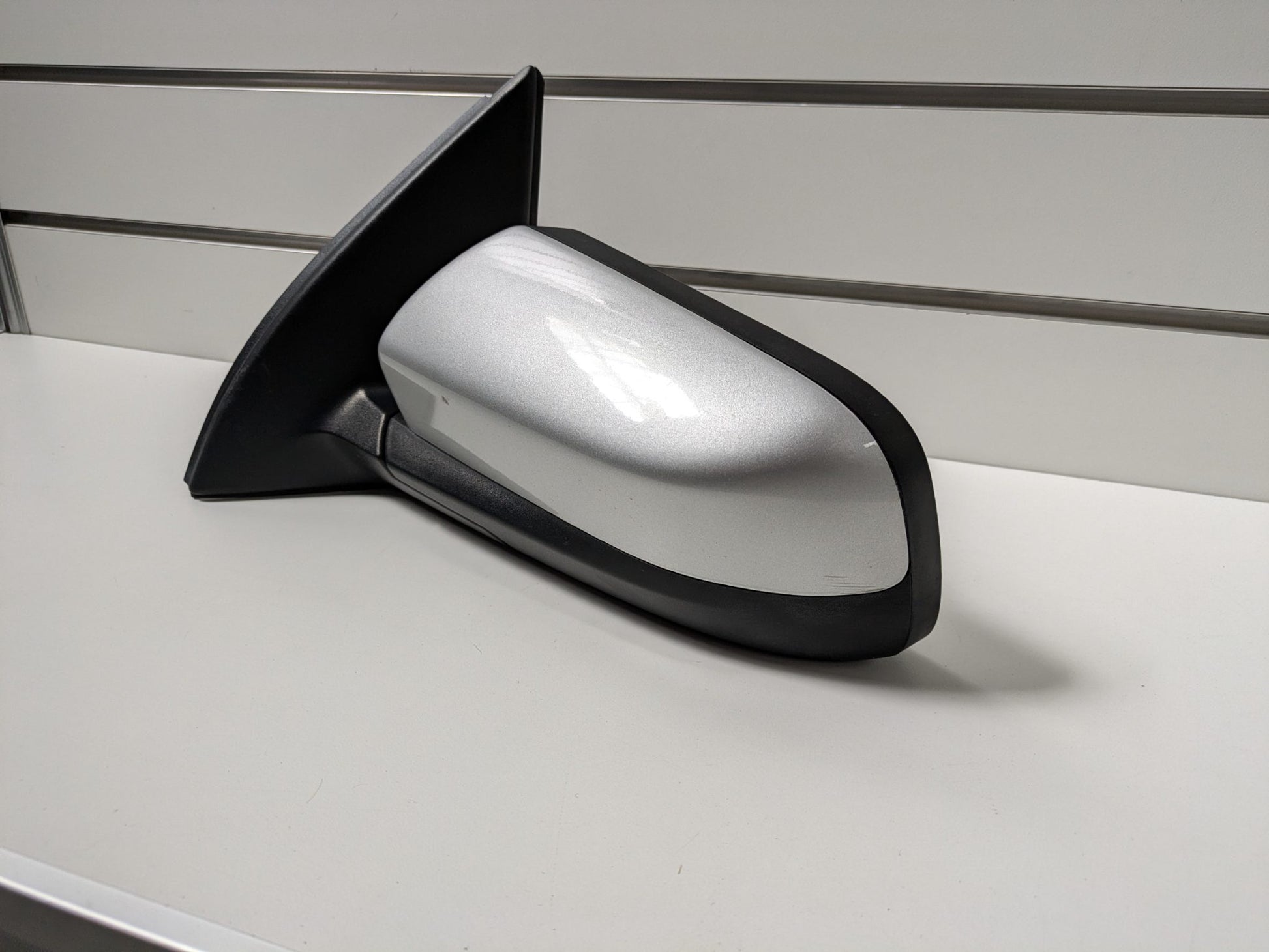 Genuine LH Side Door Mirror Holden Commodore VZ VY 2002 - 2007 Used