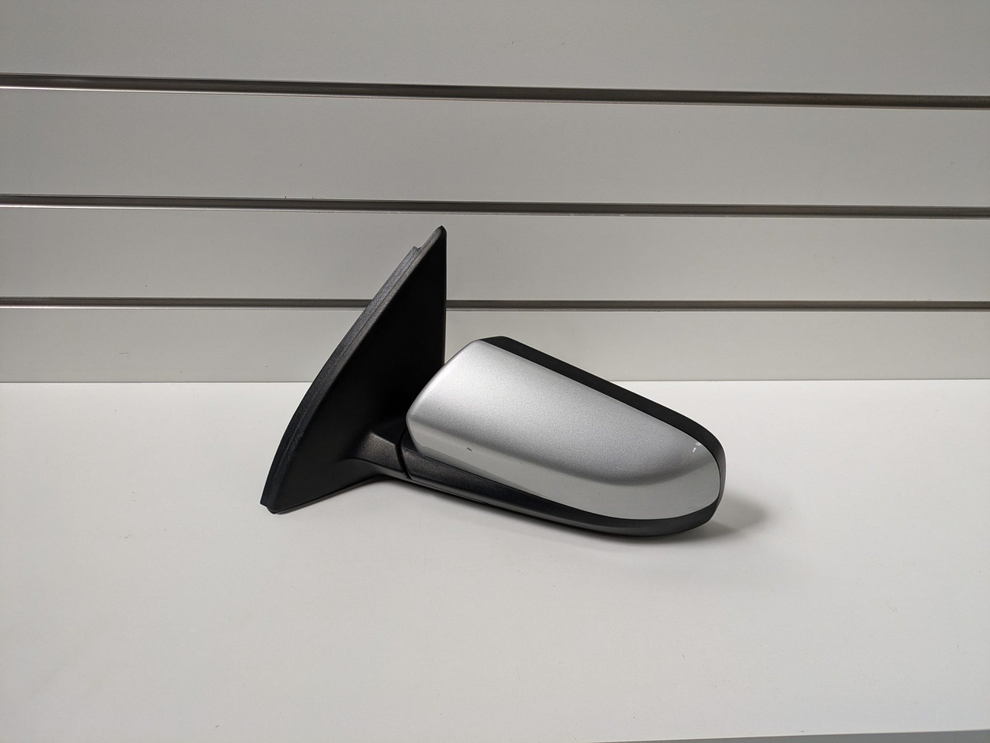Genuine LH Side Door Mirror Holden Commodore VZ VY 2002 - 2007 Used