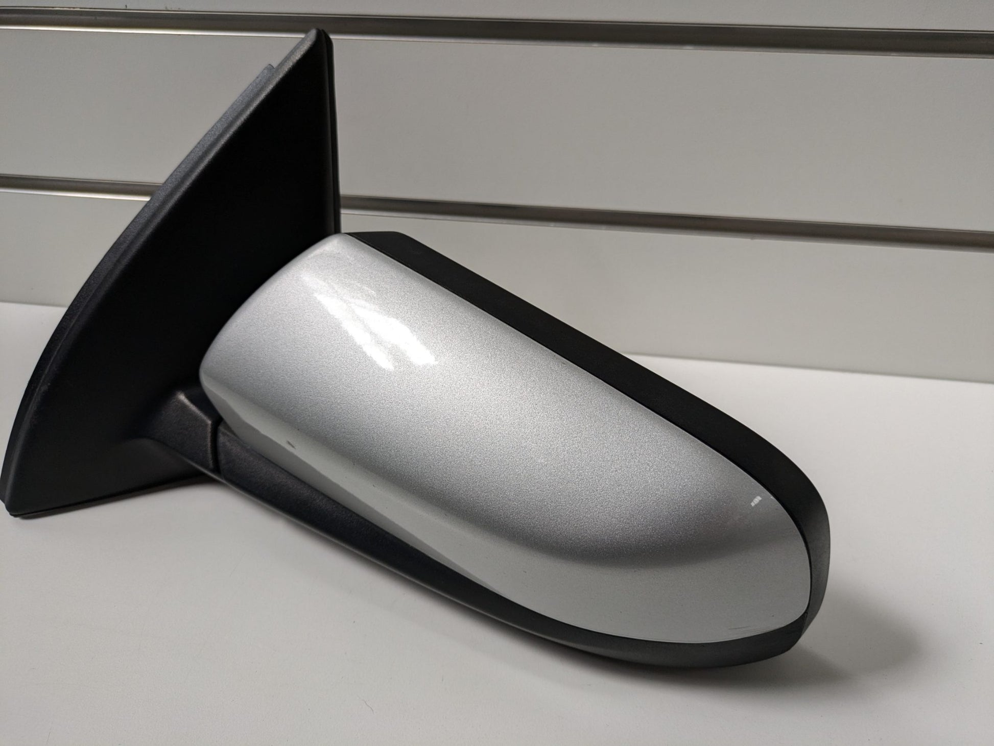 Genuine LH Side Door Mirror Holden Commodore VZ VY 2002 - 2007 Used