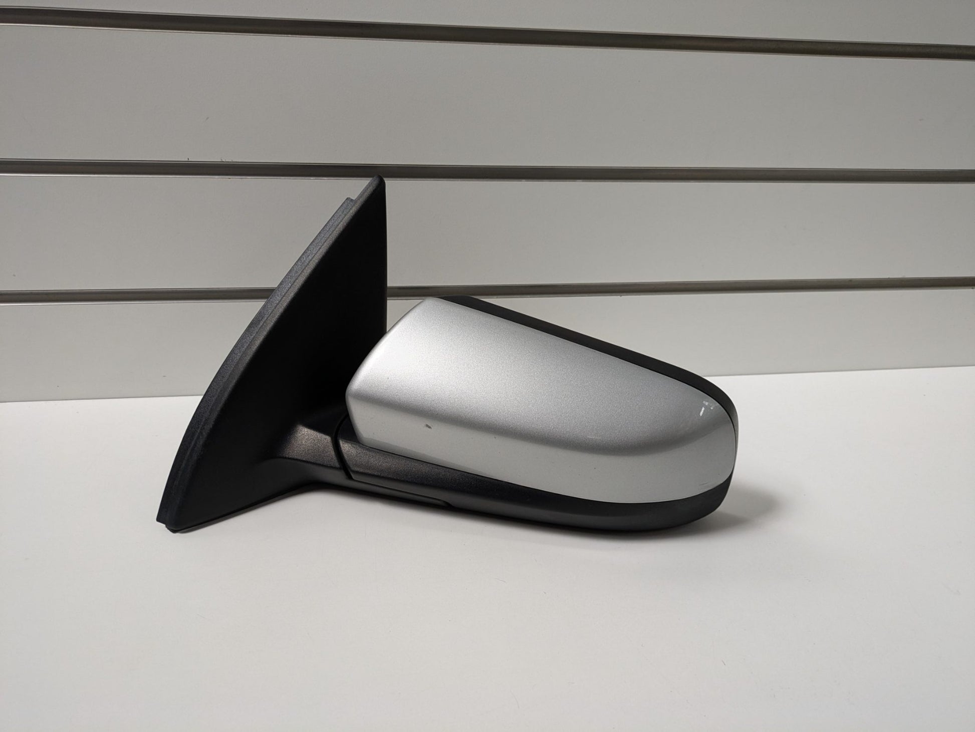 Genuine LH Side Door Mirror Holden Commodore VZ VY 2002 - 2007 Used