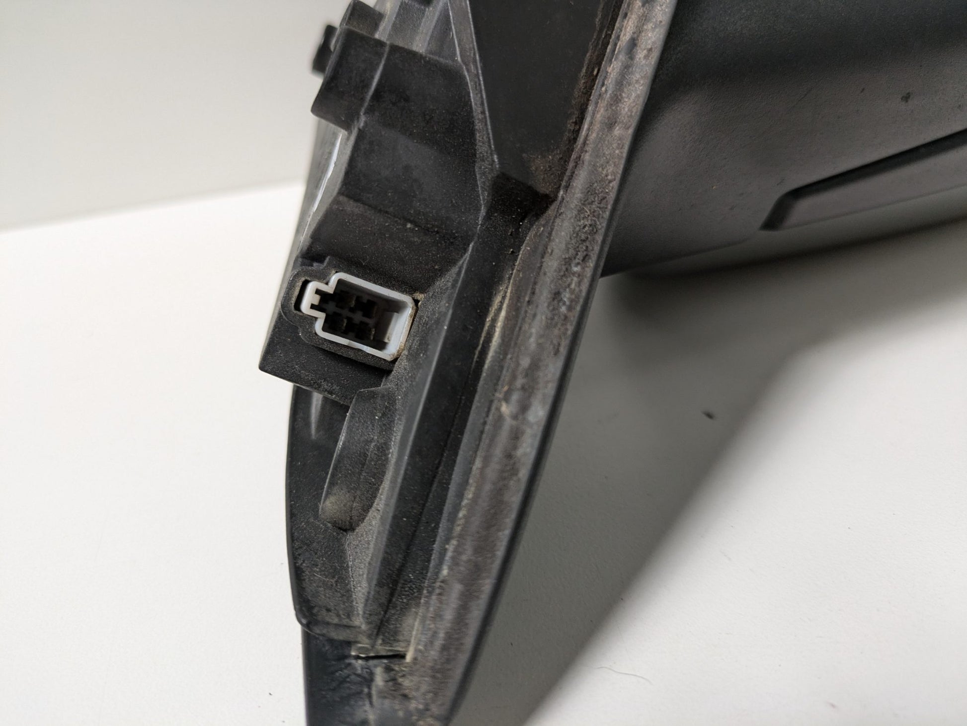 Genuine RH Side Door Mirror Holden Commodore VZ VY 2002 - 2007 Used