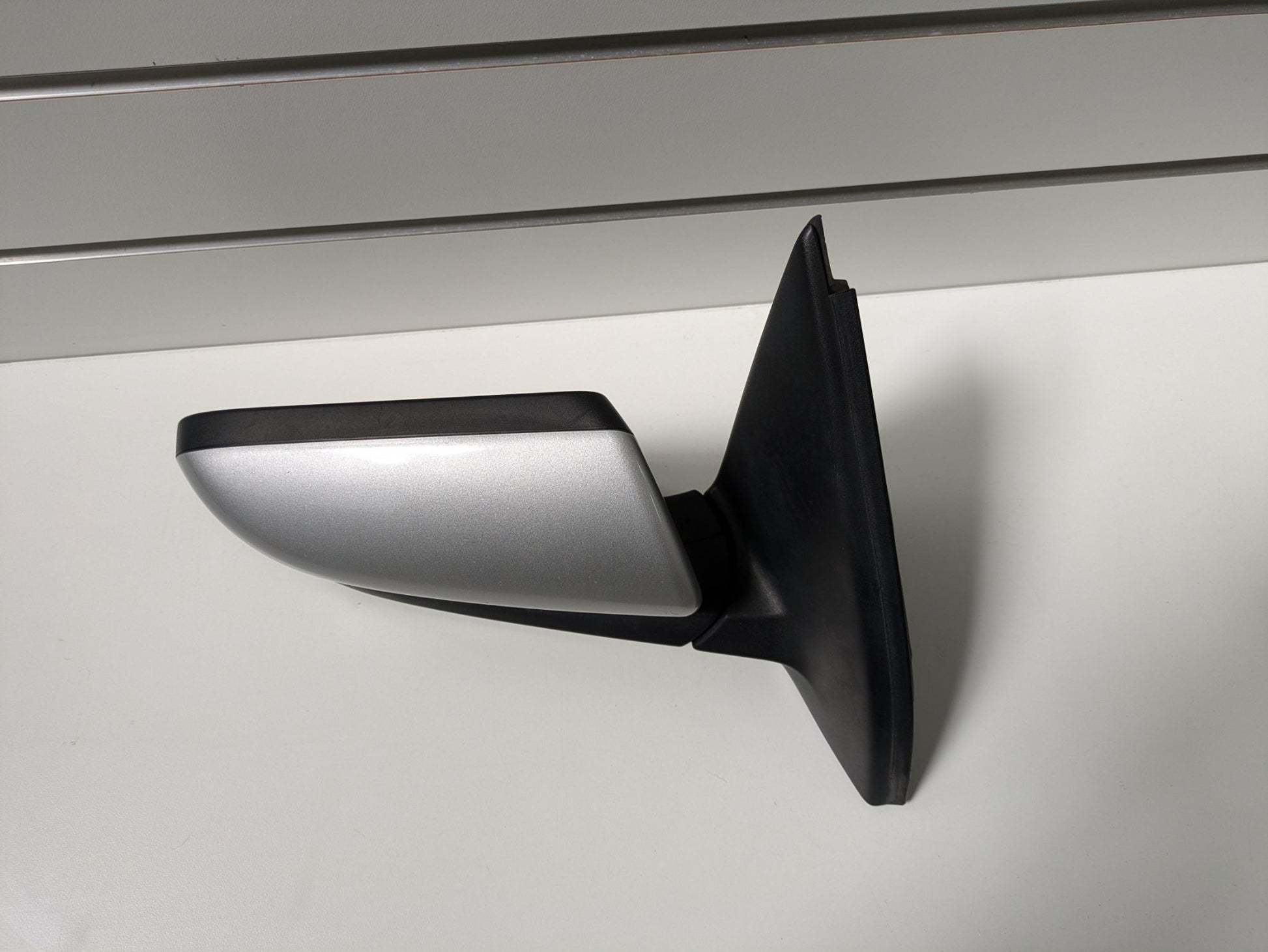 Genuine RH Side Door Mirror Holden Commodore VZ VY 2002 - 2007 Used