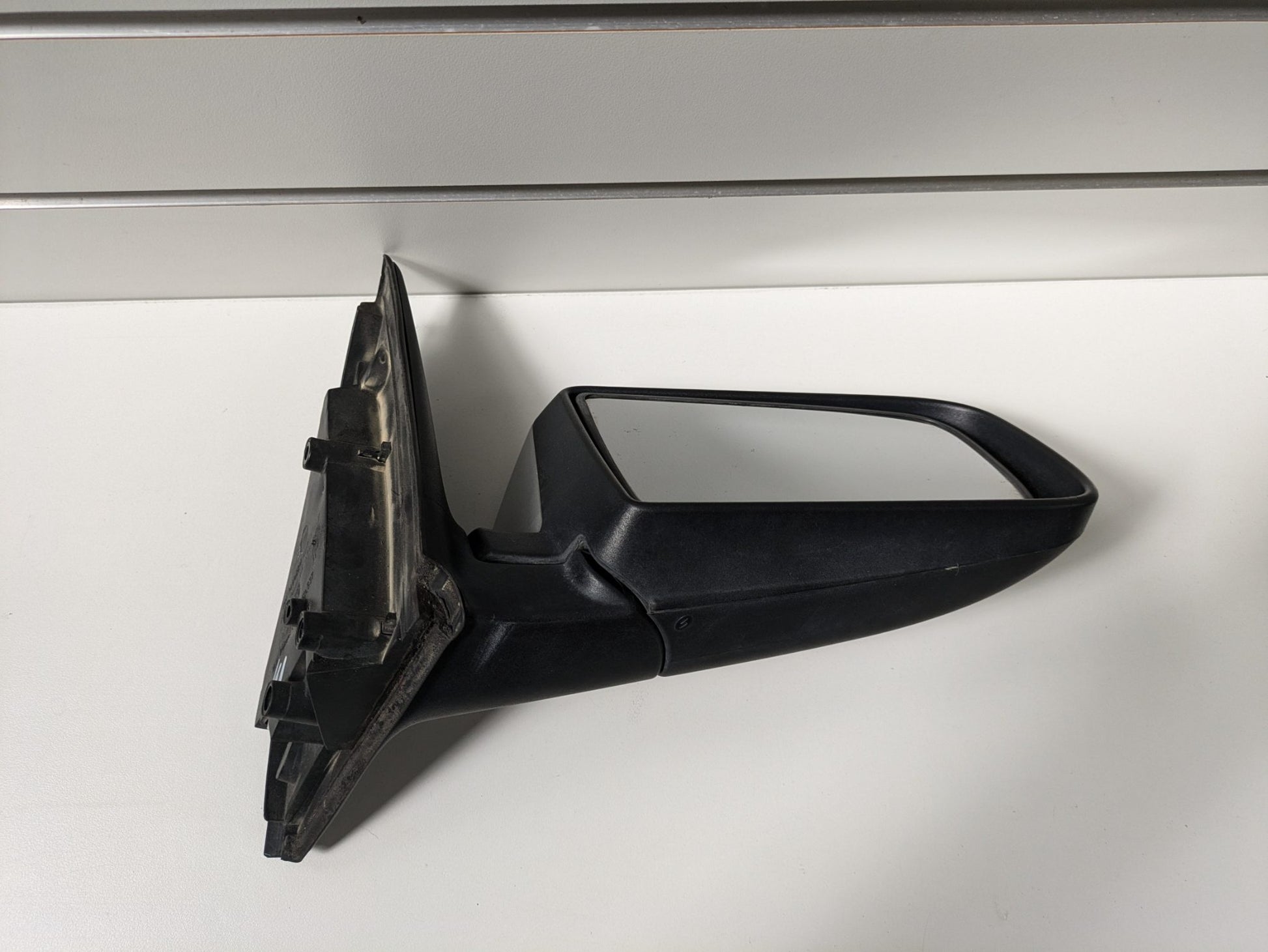 Genuine RH Side Door Mirror Holden Commodore VZ VY 2002 - 2007 Used