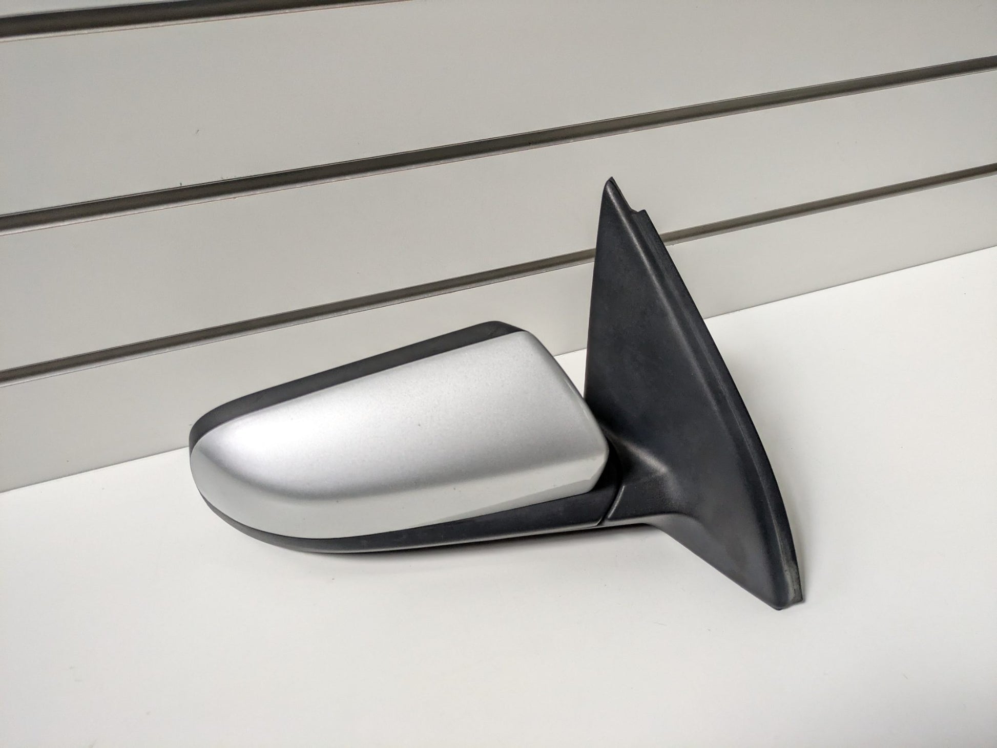 Genuine RH Side Door Mirror Holden Commodore VZ VY 2002 - 2007 Used