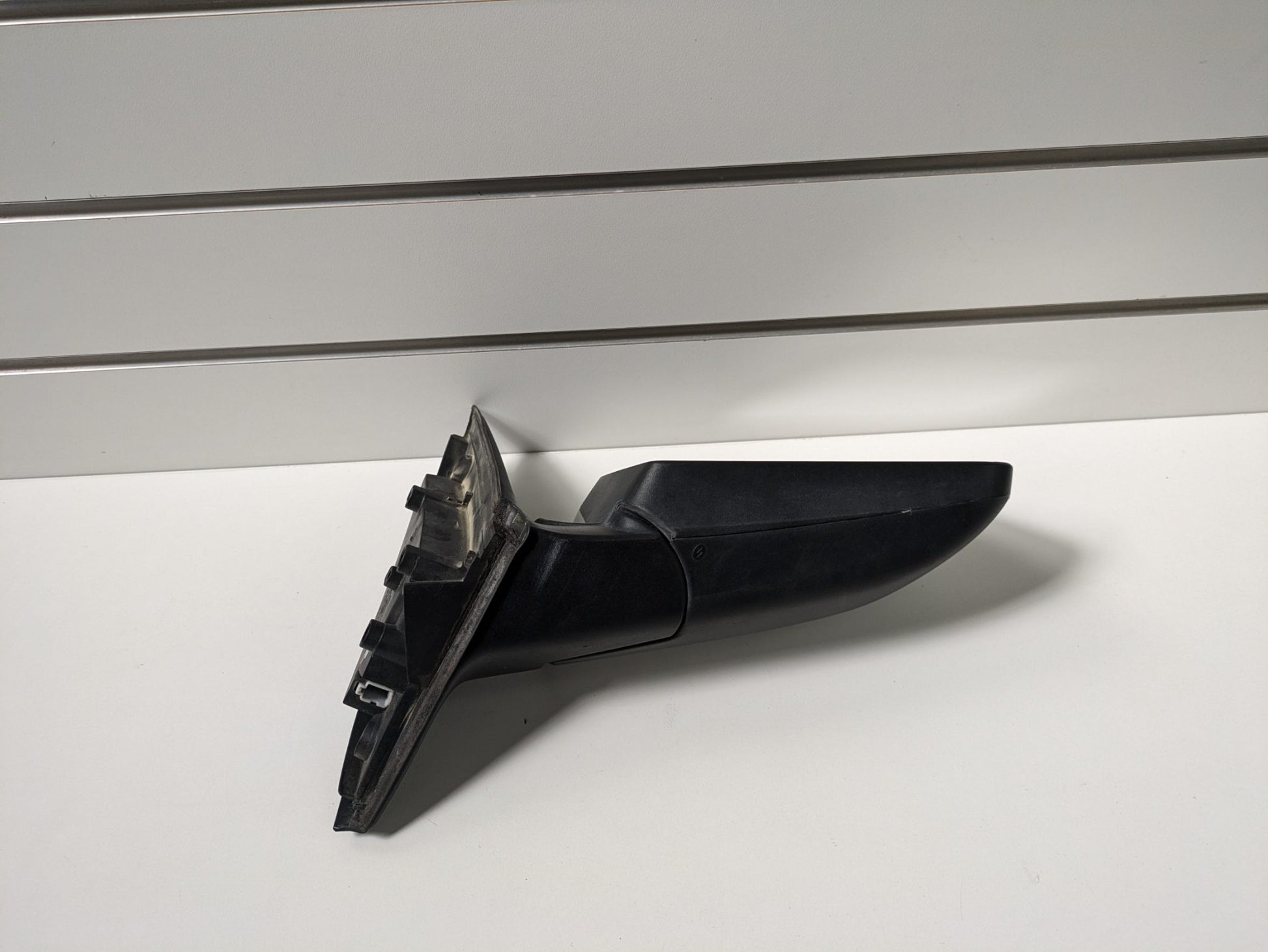Genuine RH Side Door Mirror Holden Commodore VZ VY 2002 - 2007 Used
