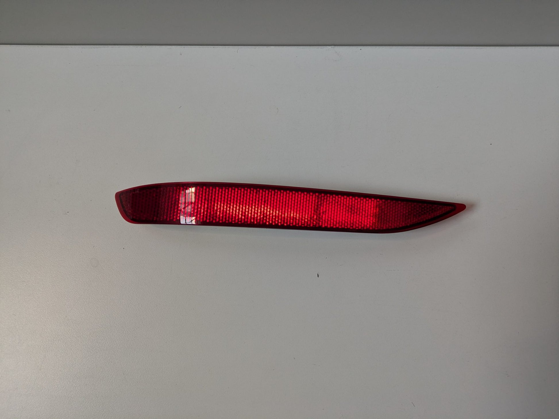 Genuine Left Rear Tail Reflector Holden Equinox 2018–2021 Used