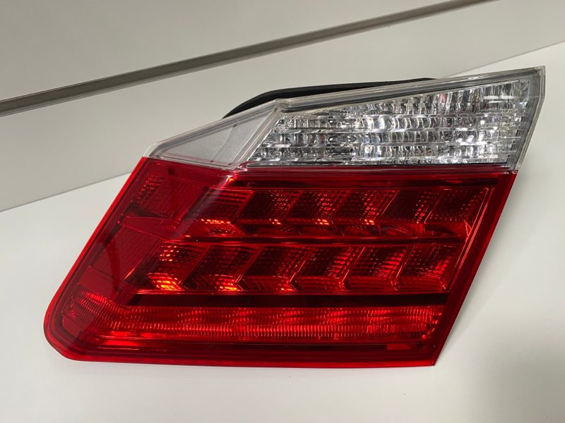 Genuine RH Taillight Honda Accord LED CR5 / CR6 2013-2016 Used