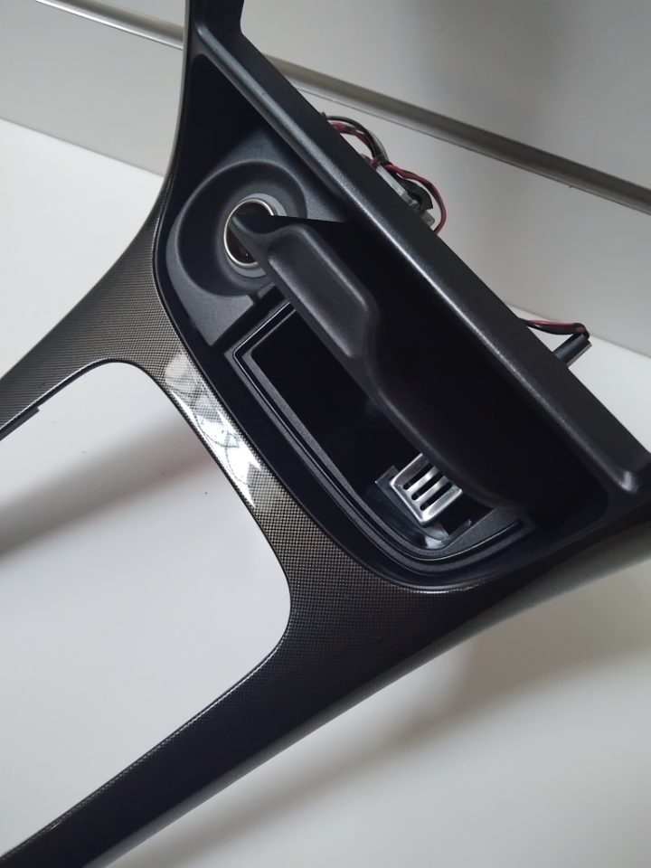 Genuine Center Console Stereo Surround Trim Honda Accord/Torneo Euro R CL1 Used