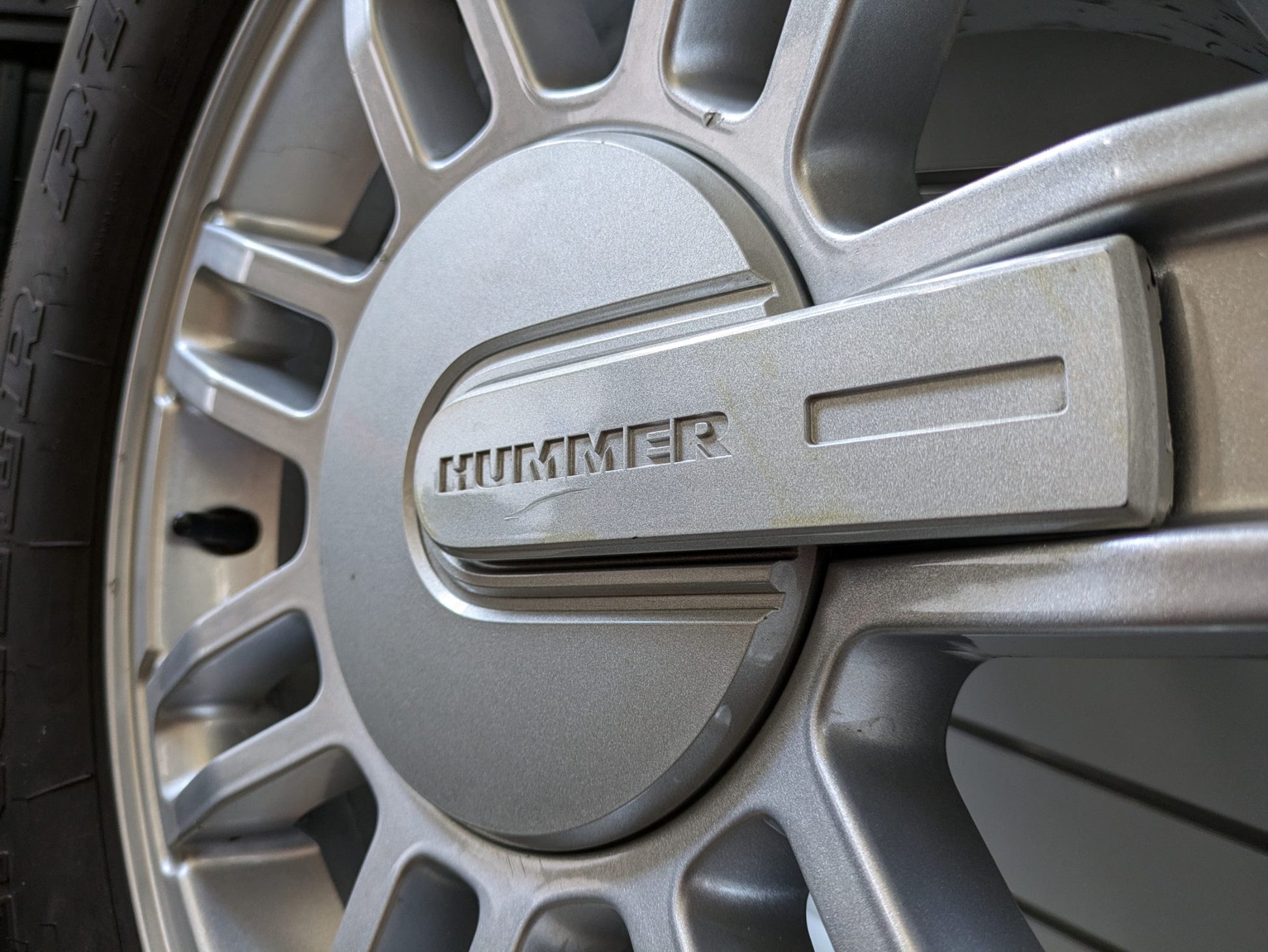 Genuine 16" x 7.5" Wheel Hummer H3 2006- 2010 Used