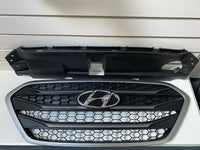 Genuine Front Radiator Grill Hyundai ix35 Upgrade 2009–2015 Used