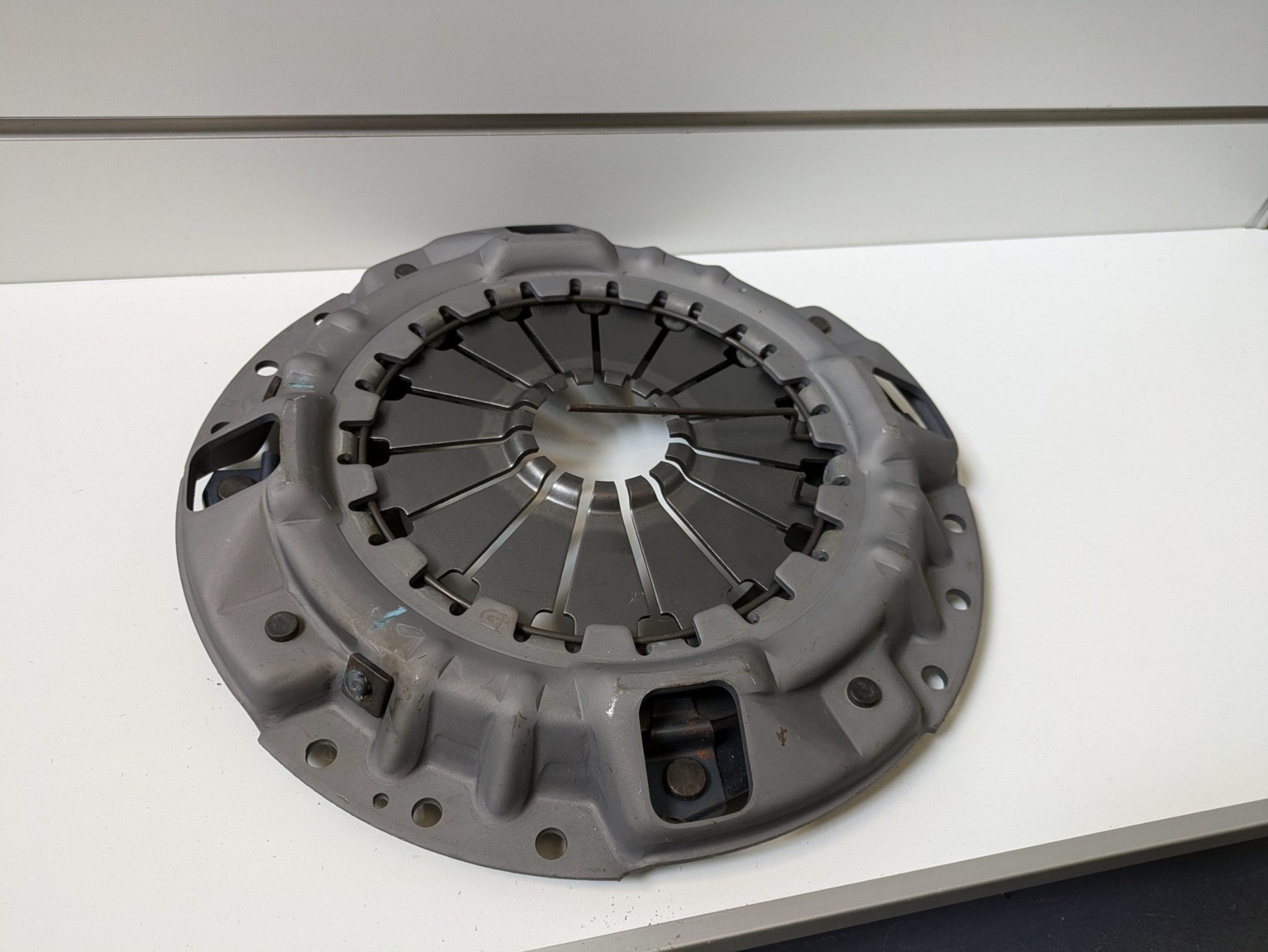 Clutch Pressure Plate Isuzu Elf 300MM LSC546 NOS