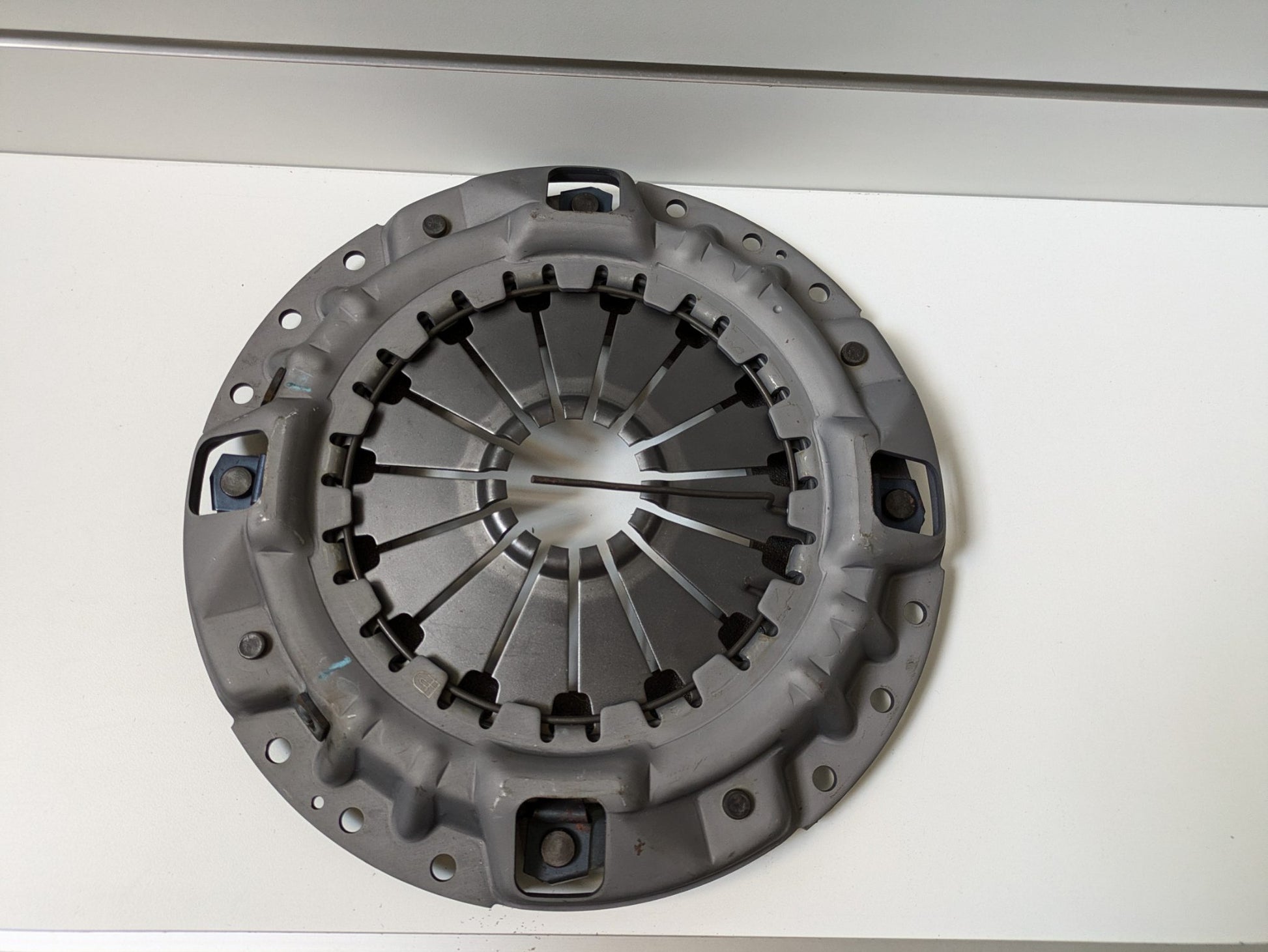 Clutch Pressure Plate Isuzu Elf 300MM LSC546 NOS