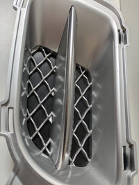 Genuine LH Fog Light Cover Grill Jaguar XJR X358 2007 – 2009 Used