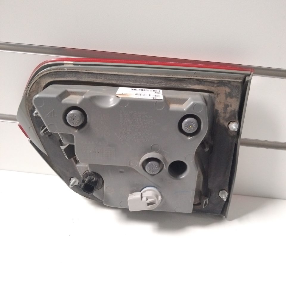 Genuine LH Inner Taillight Jeep Grand Cherokee Facelift WK2 2014-2021 Chrome Used